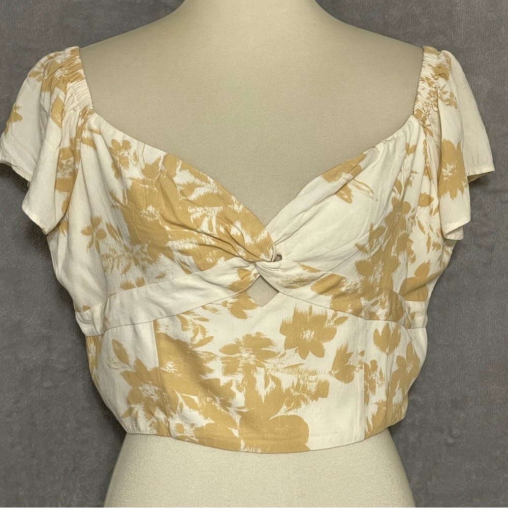 American Eagle Floral Twist Front Crop Top Yellow White XL NWT